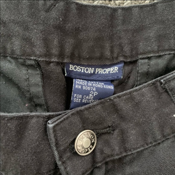 Black Boston Proper capris in GUC - Picture 3 of 5